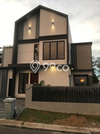 Rumah Elit LB 260m2 Siap Pakai Desain Elegan di Lippo Karawaci, Tangerang Rumah Elit LB 260m2 Siap Pakai Desain Elegan di Lippo Karawaci, Tangerang