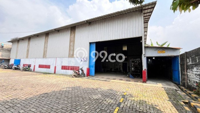 Unit Gudang Dijual di Bekasi LT 2000m2 & LB 1600m2 Unit Gudang Dijual di Bekasi LT 2000m2 & LB 1600m2