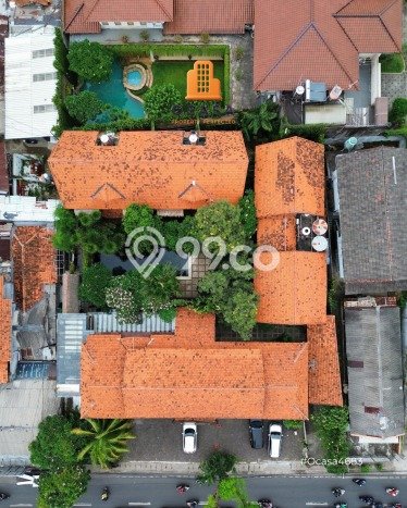 Unit Komersial Dijual di Jakarta Selatan LT 1551m2 & LB 2100m2 Unit Komersial Dijual di Jakarta Selatan LT 1551m2 & LB 2100m2
