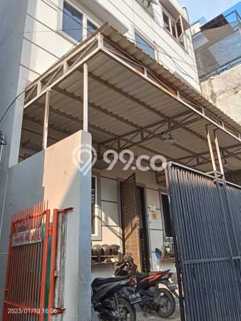 Kost Dijual Lokasi Penjaringan, Jakarta Utara, 44 KT, 44 KM, 675m2 Kost Dijual Lokasi Penjaringan, Jakarta Utara, 44 KT, 44 KM, 675m2