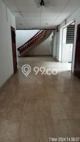 Dijual Rumah Luas Megah Dengan View Eksklusif di Tomang, Jakarta Barat Dijual Rumah Luas Megah Dengan View Eksklusif di Tomang, Jakarta Barat