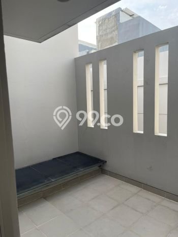 For Sale! Luxury House LT 250m2 Desain Elegan di Pantai Indah Kapuk For Sale! Luxury House LT 250m2 Desain Elegan di Pantai Indah Kapuk