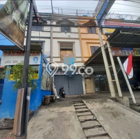 Ruko Disewa di Jakarta Utara dengan LB 180m2 Area Komersial Ramai Ruko Disewa di Jakarta Utara dengan LB 180m2 Area Komersial Ramai
