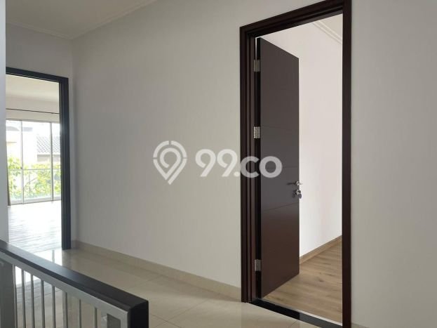 For Sale! Luxury House LT 250m2 Desain Elegan di Pantai Indah Kapuk For Sale! Luxury House LT 250m2 Desain Elegan di Pantai Indah Kapuk