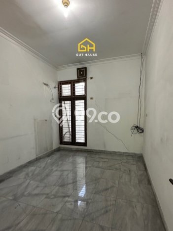 Rumah Elit Akses Mudah di Jakarta Utara Semi Furnished Rumah Elit Akses Mudah di Jakarta Utara Semi Furnished