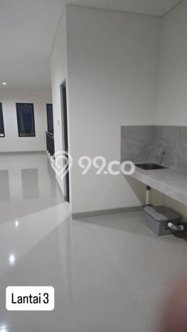 Ruko Dijual Lokasi Emas di Tangerang Luas 177m2 Ruko Dijual Lokasi Emas di Tangerang Luas 177m2