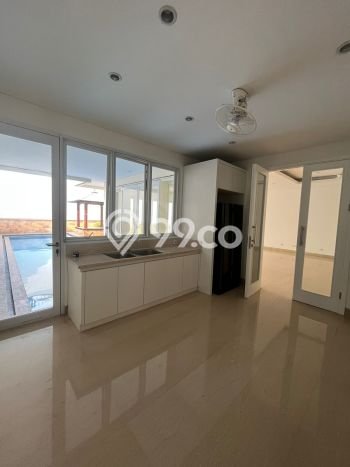 Rumah Luxury Modern Siap Huni di Pejaten Jakarta Selatan Rumah Luxury Modern Siap Huni di Pejaten Jakarta Selatan