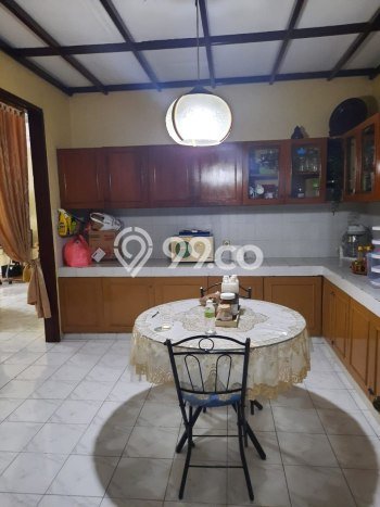Jual Rumah Mewah Elegan Dengan View Eksklusif di Condet, Jakarta Timur Jual Rumah Mewah Elegan Dengan View Eksklusif di Condet, Jakarta Timur
