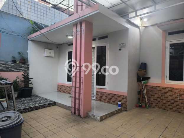 Rumah Modern Cantik 2 KT Bisa Langsung Pindah di Jagakarsa Rumah Modern Cantik 2 KT Bisa Langsung Pindah di Jagakarsa
