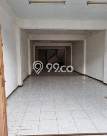 Ruko disewakan lokasi strategis Gubeng Surabaya 360m2 Ruko disewakan lokasi strategis Gubeng Surabaya 360m2