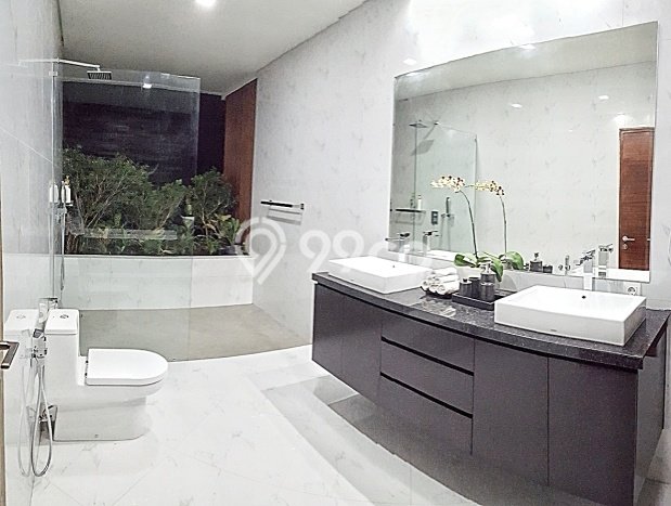 PELUANG INVESTASI! Vila di , Area 400m2m², Prospek Menjanjikan PELUANG INVESTASI! Vila di , Area 400m2m², Prospek Menjanjikan