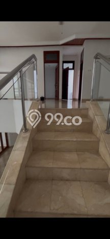 Rumah Bagus Disewakan di Pondok Indah, Jakarta Selatan LT 300m2, LB 280m2 Rumah Bagus Disewakan di Pondok Indah, Jakarta Selatan LT 300m2, LB 280m2