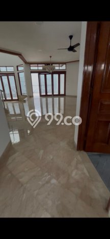 Rumah Bagus Disewakan di Pondok Indah, Jakarta Selatan LT 300m2, LB 280m2 Rumah Bagus Disewakan di Pondok Indah, Jakarta Selatan LT 300m2, LB 280m2