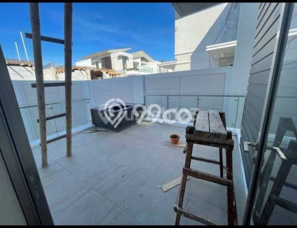 For Sale! Luxury House LT 360m2 Desain Modern di Golf Island For Sale! Luxury House LT 360m2 Desain Modern di Golf Island