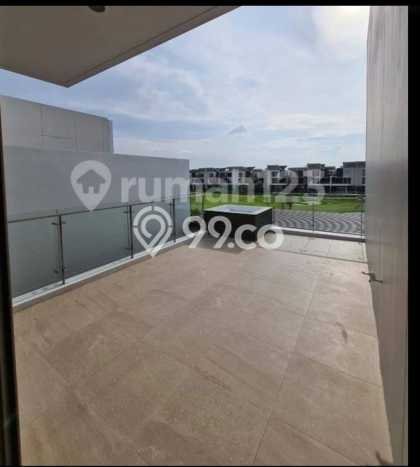 Dijual Rumah Luas Megah Dengan View Cantik di Golf Island, Jakarta Utara Dijual Rumah Luas Megah Dengan View Cantik di Golf Island, Jakarta Utara