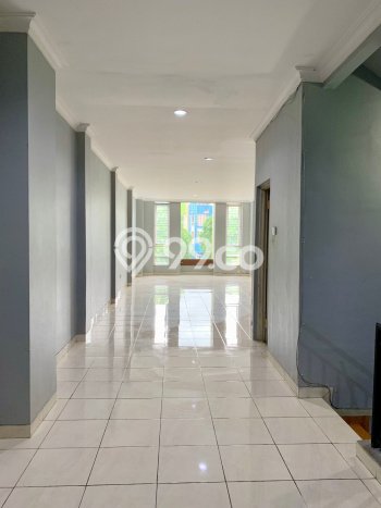 Ruko Dijual di Cengkareng LT 67m2, LB 204m2 untuk Investasi Ruko Dijual di Cengkareng LT 67m2, LB 204m2 untuk Investasi