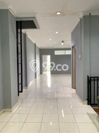 Ruko Dijual di Cengkareng LT 67m2, LB 204m2 untuk Investasi Ruko Dijual di Cengkareng LT 67m2, LB 204m2 untuk Investasi