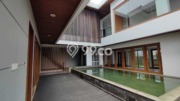 For Sale! Luxury House LT 489m2 Desain Elegan di Pondok Indah For Sale! Luxury House LT 489m2 Desain Elegan di Pondok Indah