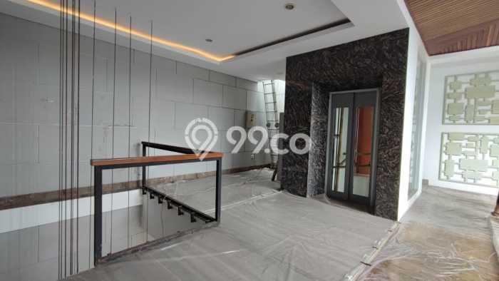 For Sale! Luxury House LT 489m2 Desain Elegan di Pondok Indah For Sale! Luxury House LT 489m2 Desain Elegan di Pondok Indah
