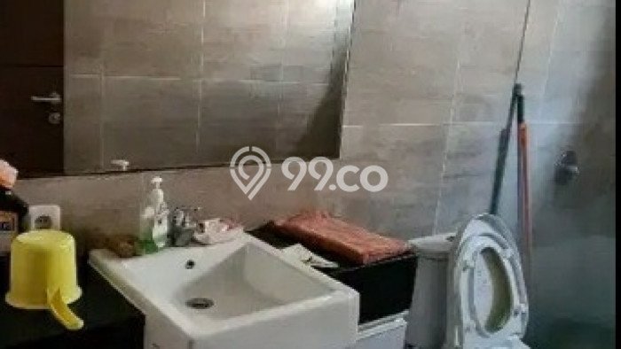 Lokasi strategis! Rumah siap huni dikontrakkan di Dukuh Pakis LB 280m2 Lokasi strategis! Rumah siap huni dikontrakkan di Dukuh Pakis LB 280m2