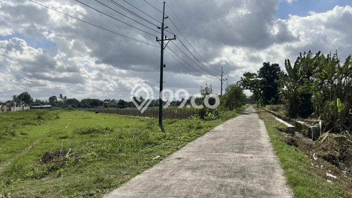 Tanah Kavling di Godean Dijual dengan Luas 110m2 Tanah Kavling di Godean Dijual dengan Luas 110m2