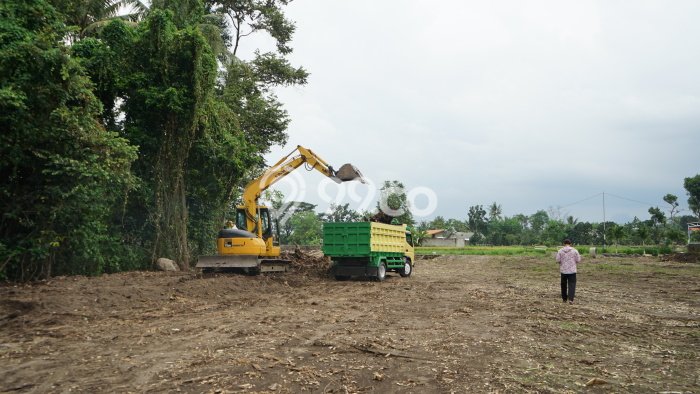 Kavling Tanah Dijual di Kalasan, Sleman, Luas 99m2 Area Strategis Kavling Tanah Dijual di Kalasan, Sleman, Luas 99m2 Area Strategis