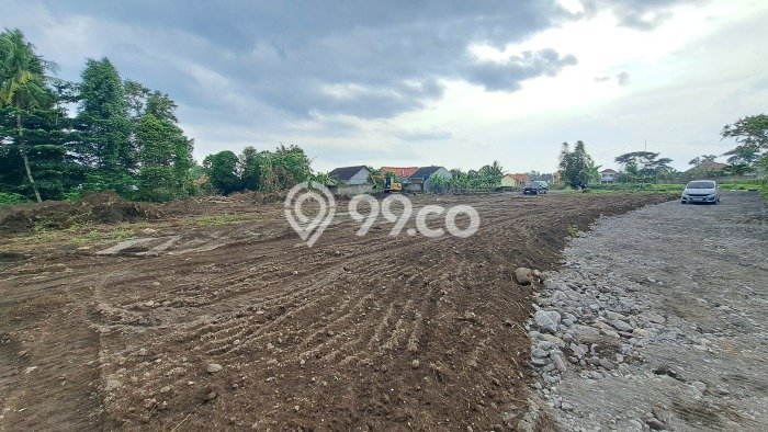 Kavling Tanah Dijual di Kalasan, Sleman, Luas 99m2 Area Strategis Kavling Tanah Dijual di Kalasan, Sleman, Luas 99m2 Area Strategis