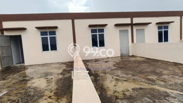 Ruko disewakan lokasi strategis Bengkong Batam 240m2 Ruko disewakan lokasi strategis Bengkong Batam 240m2