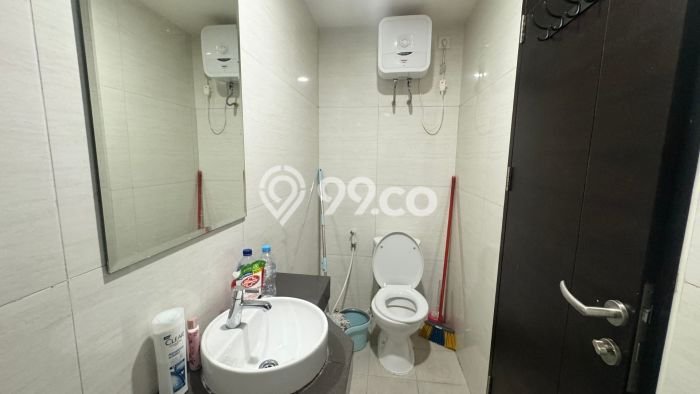 Apartemen Terawat Dijual di Batam Spesifikasi 2 KT, 1 KM Apartemen Terawat Dijual di Batam Spesifikasi 2 KT, 1 KM