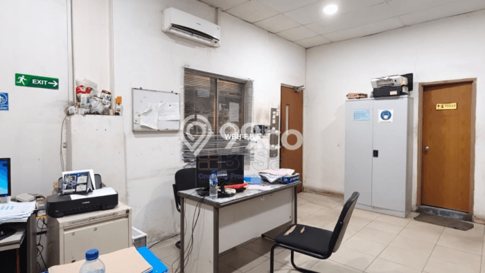 Unit Gudang Dijual di Batam LT 384m2 & LB 504m2 Unit Gudang Dijual di Batam LT 384m2 & LB 504m2