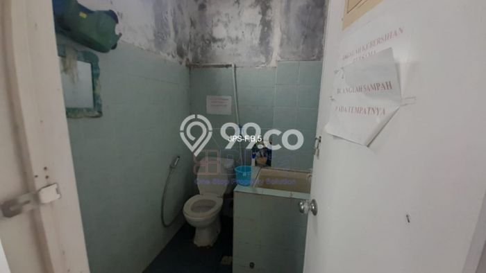 Ruko Dijual di Batam LT 93m2 & LB 268m2 Lokasi Terbaik! Ruko Dijual di Batam LT 93m2 & LB 268m2 Lokasi Terbaik!