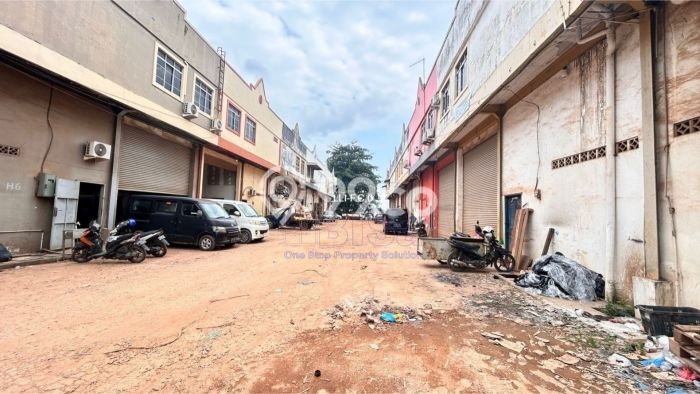 Gudang Dijual di Prime Area Batam Luas 220m2 Gudang Dijual di Prime Area Batam Luas 220m2