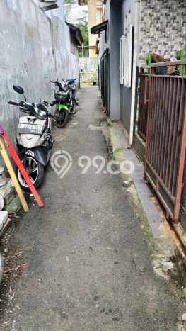 Kost Dijual di Ragunan dengan 4 KT dan Luas 76m2 Kost Dijual di Ragunan dengan 4 KT dan Luas 76m2