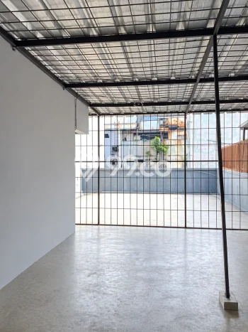 Ruko Bagus Dijual LB 410m2 Lokasi Strategis Jakarta Barat Area Cocok untuk Bisnis Ruko Bagus Dijual LB 410m2 Lokasi Strategis Jakarta Barat Area Cocok untuk Bisnis