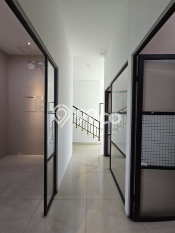 Kantor Dijual Lokasi Stratagis di BSD Tangerang Selatan Cocok untuk Investasi Kantor Dijual Lokasi Stratagis di BSD Tangerang Selatan Cocok untuk Investasi