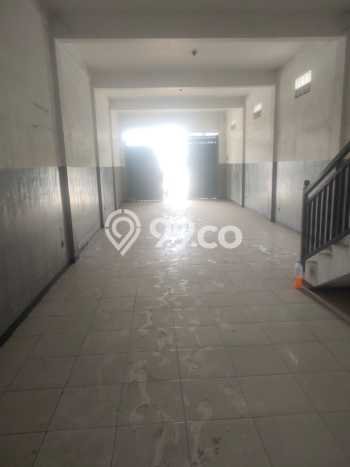 Ruko Dijual Lokasi Emas di Kedamean Luas 176m2 Ruko Dijual Lokasi Emas di Kedamean Luas 176m2