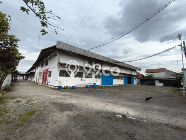 Disewakan Gudang komersial di Bojongsoang luas bangunan 7000m2 Disewakan Gudang komersial di Bojongsoang luas bangunan 7000m2