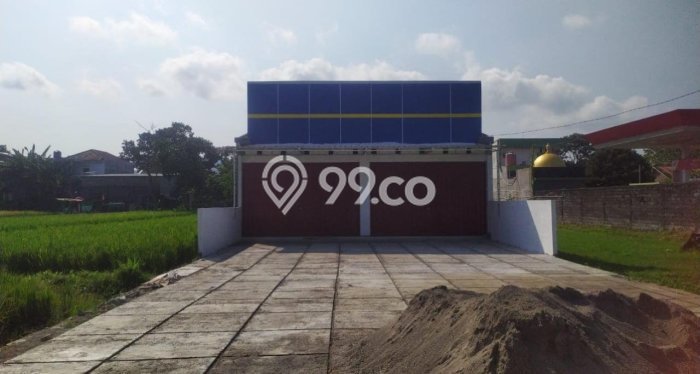 Ruko disewakan di Prambanan Sleman dengan luas bangunan 455m2 Ruko disewakan di Prambanan Sleman dengan luas bangunan 455m2