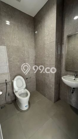 Ruko Disewa di BSD, Tangerang Selatan, LT 41m2 / LB 126m2 Ruko Disewa di BSD, Tangerang Selatan, LT 41m2 / LB 126m2