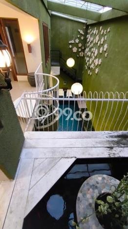 Vila Terawat Kawasan , Area 200m2m², Lingkungan Tenang dan aman Vila Terawat Kawasan , Area 200m2m², Lingkungan Tenang dan aman