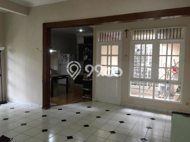 Jual Rumah Eksklusif 2 KT di Bintaro, Tangerang Selatan Jual Rumah Eksklusif 2 KT di Bintaro, Tangerang Selatan