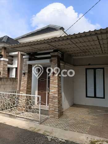 Dijual Rumah Strategis Bagus Punya 2 KT di Serpong Tangerang Selatan SHM Dijual Rumah Strategis Bagus Punya 2 KT di Serpong Tangerang Selatan SHM