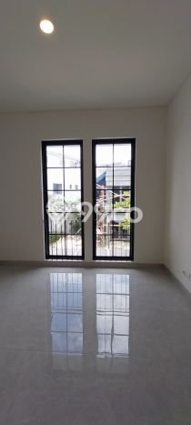 For Sale Hunian Rumah Nyaman 3 KT di Bintaro, Tangerang Selatan For Sale Hunian Rumah Nyaman 3 KT di Bintaro, Tangerang Selatan