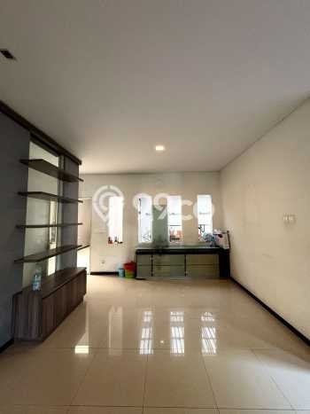 Rumah Mewah LB 351m2 Siap Pakai Desain Elegan di BSD City, Tangerang Rumah Mewah LB 351m2 Siap Pakai Desain Elegan di BSD City, Tangerang