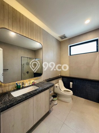 Ready to Use! Luxury House LT 392m2 Desain Modern di Alam Sutera Ready to Use! Luxury House LT 392m2 Desain Modern di Alam Sutera