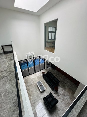 Ready to Use! Luxury House LT 392m2 Desain Modern di Alam Sutera Ready to Use! Luxury House LT 392m2 Desain Modern di Alam Sutera