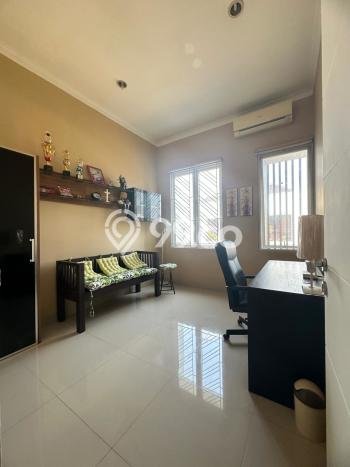 Jual Rumah Mewah Megah Dengan View Eksklusif di BSD Nusaloka, Tangerang Jual Rumah Mewah Megah Dengan View Eksklusif di BSD Nusaloka, Tangerang
