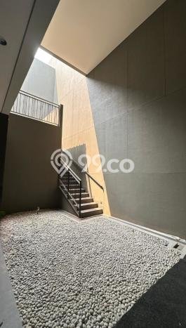 Rumah LT 230m² area BSD, Dekat BSD, Tangerang, Tangerang Rumah LT 230m² area BSD, Dekat BSD, Tangerang, Tangerang