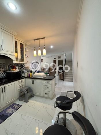 For Sale! Luxury House LT 215m2 Desain Modern di Bintaro For Sale! Luxury House LT 215m2 Desain Modern di Bintaro