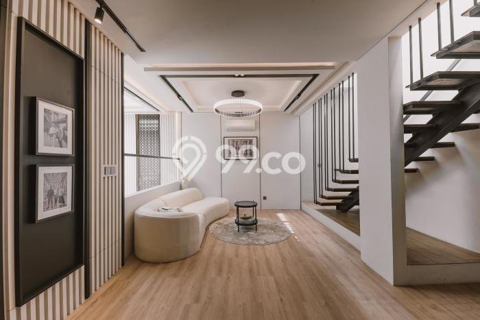 Rumah Luxury Modern Siap Huni di BSD Green Wich Tangerang Rumah Luxury Modern Siap Huni di BSD Green Wich Tangerang